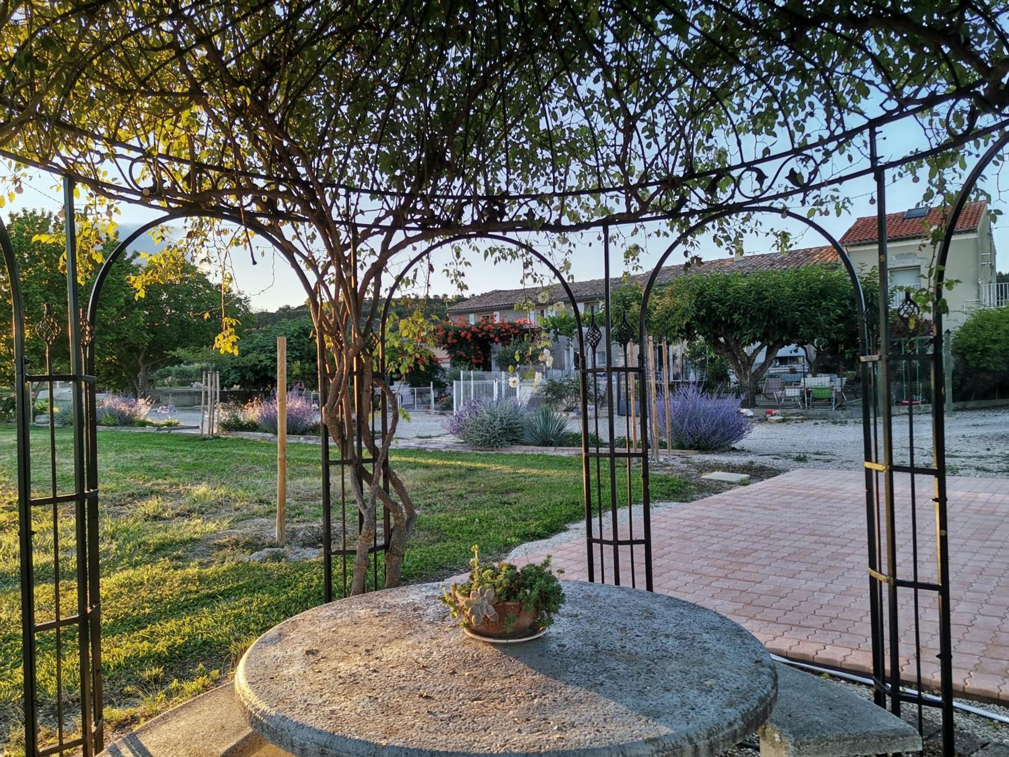 Gite En Provence Lavande Modene エクステリア 写真